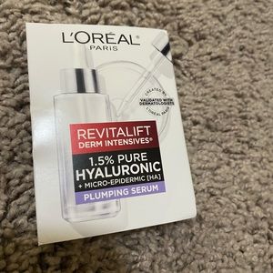 L’Oréal Plumping Serum Revitalift Hyaluronic .14oz